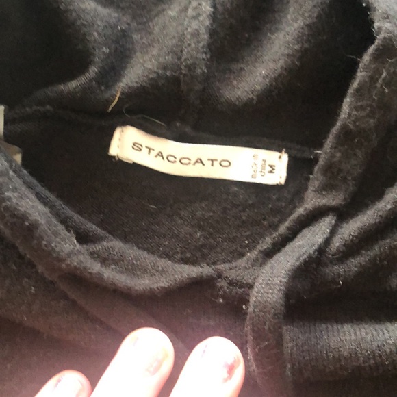 Red Dress Boutique top! - Picture 2 of 2